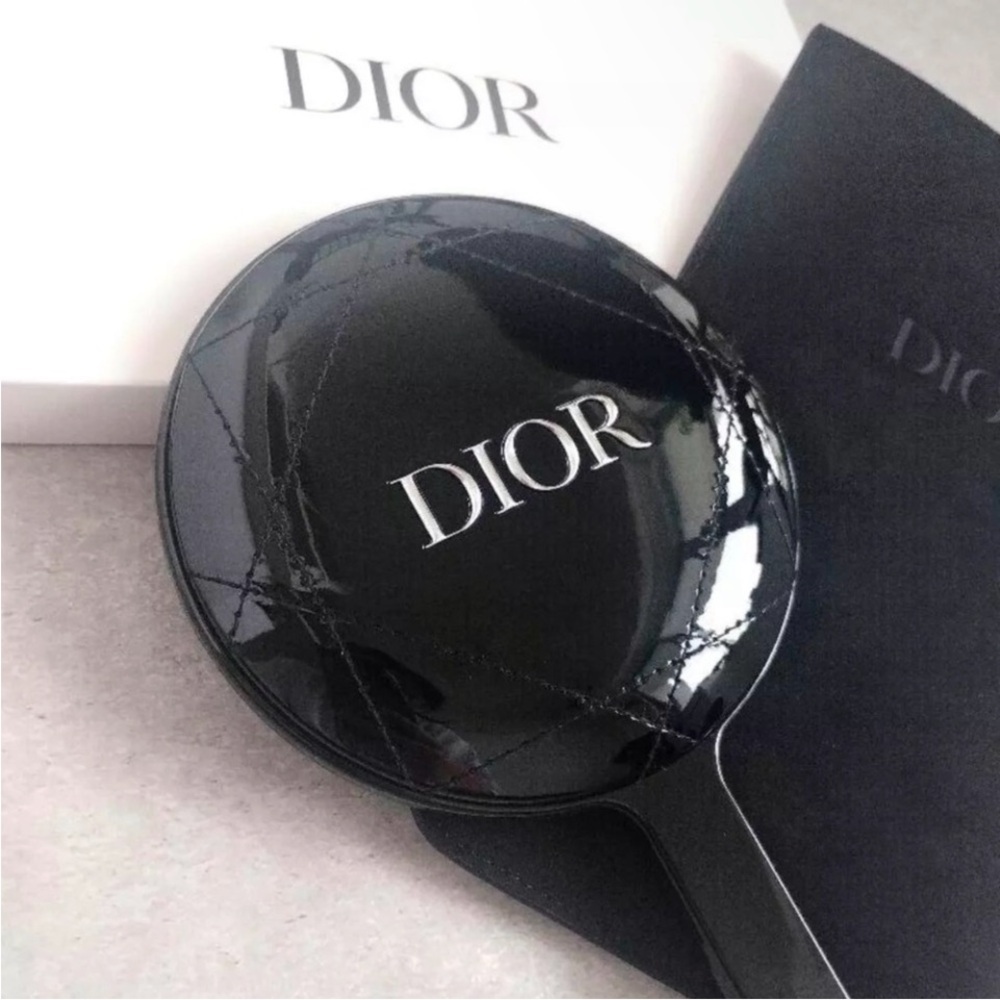 NWT Christian Dior Beauty Black Hand Mirror with Case 23 x 13cm NIB - Picture 11 of 15